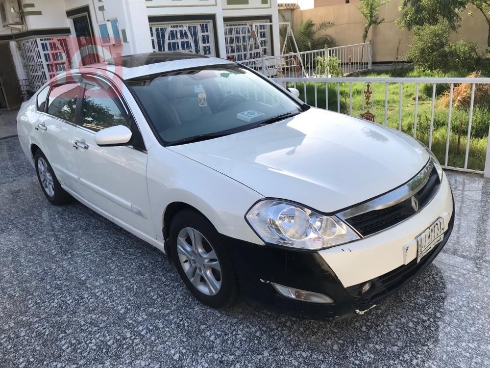 رينو سافران